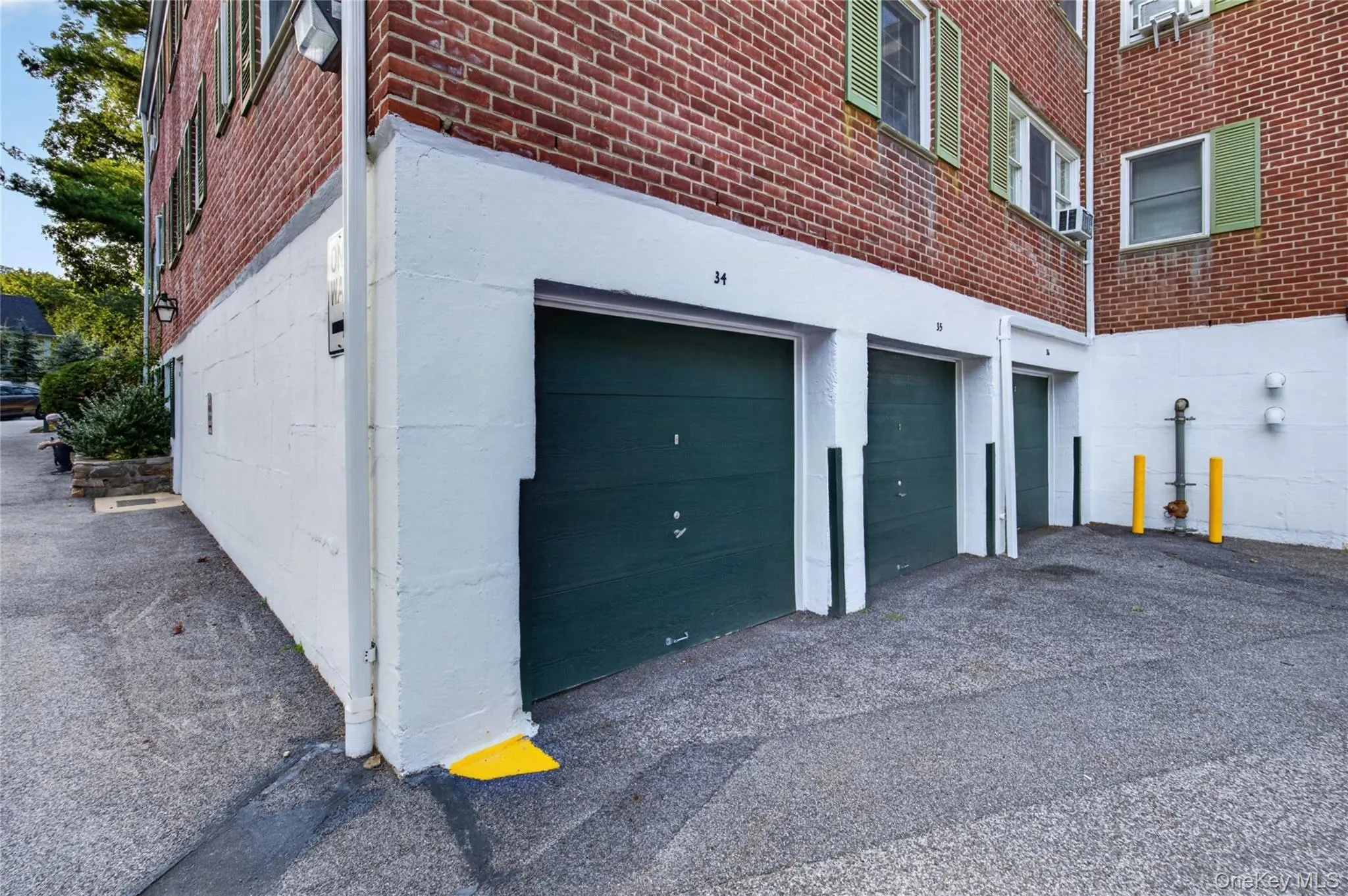 Deeded Garage #34 comes with Unit Deeded Garage #34 comes with Unit