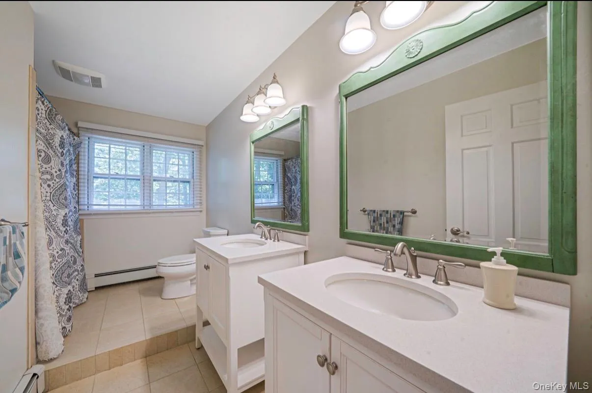 21 Wilderness Road, Smithtown, NY, 4 Bedrooms Bedrooms, 10 Rooms Rooms,3 BathroomsBathrooms,Residential,For Rent,Wilderness,0,1027742 21 Wilderness Road, Smithtown, NY, 4 Bedrooms Bedrooms, 10 Rooms Rooms,3 BathroomsBathrooms,Residential,For Rent,Wilderness,0,1027742