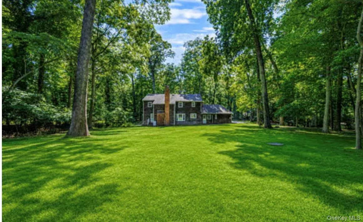 21 Wilderness Road, Smithtown, NY, 4 Bedrooms Bedrooms, 10 Rooms Rooms,3 BathroomsBathrooms,Residential,For Rent,Wilderness,0,1027742 21 Wilderness Road, Smithtown, NY, 4 Bedrooms Bedrooms, 10 Rooms Rooms,3 BathroomsBathrooms,Residential,For Rent,Wilderness,0,1027742