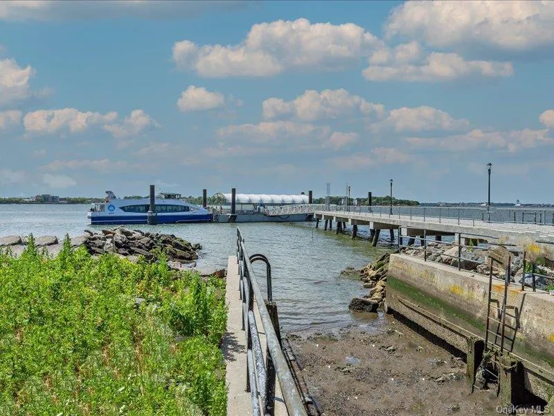 603 Harding Park, New York, NY, 2 Bedrooms Bedrooms, 5 Rooms Rooms,2 BathroomsBathrooms,Residential,For Rent,Harding,0,1027747 603 Harding Park, New York, NY, 2 Bedrooms Bedrooms, 5 Rooms Rooms,2 BathroomsBathrooms,Residential,For Rent,Harding,0,1027747