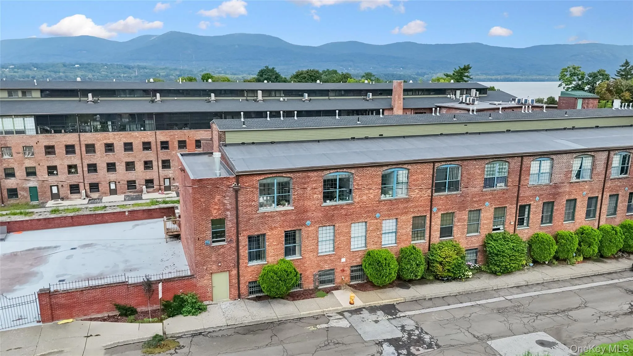 44 Johnes Street, Newburgh (city), NY, 2 Bedrooms Bedrooms, 6 Rooms Rooms,2 BathroomsBathrooms,Residential,For Rent,Johnes,0,1027750 44 Johnes Street, Newburgh (city), NY, 2 Bedrooms Bedrooms, 6 Rooms Rooms,2 BathroomsBathrooms,Residential,For Rent,Johnes,0,1027750