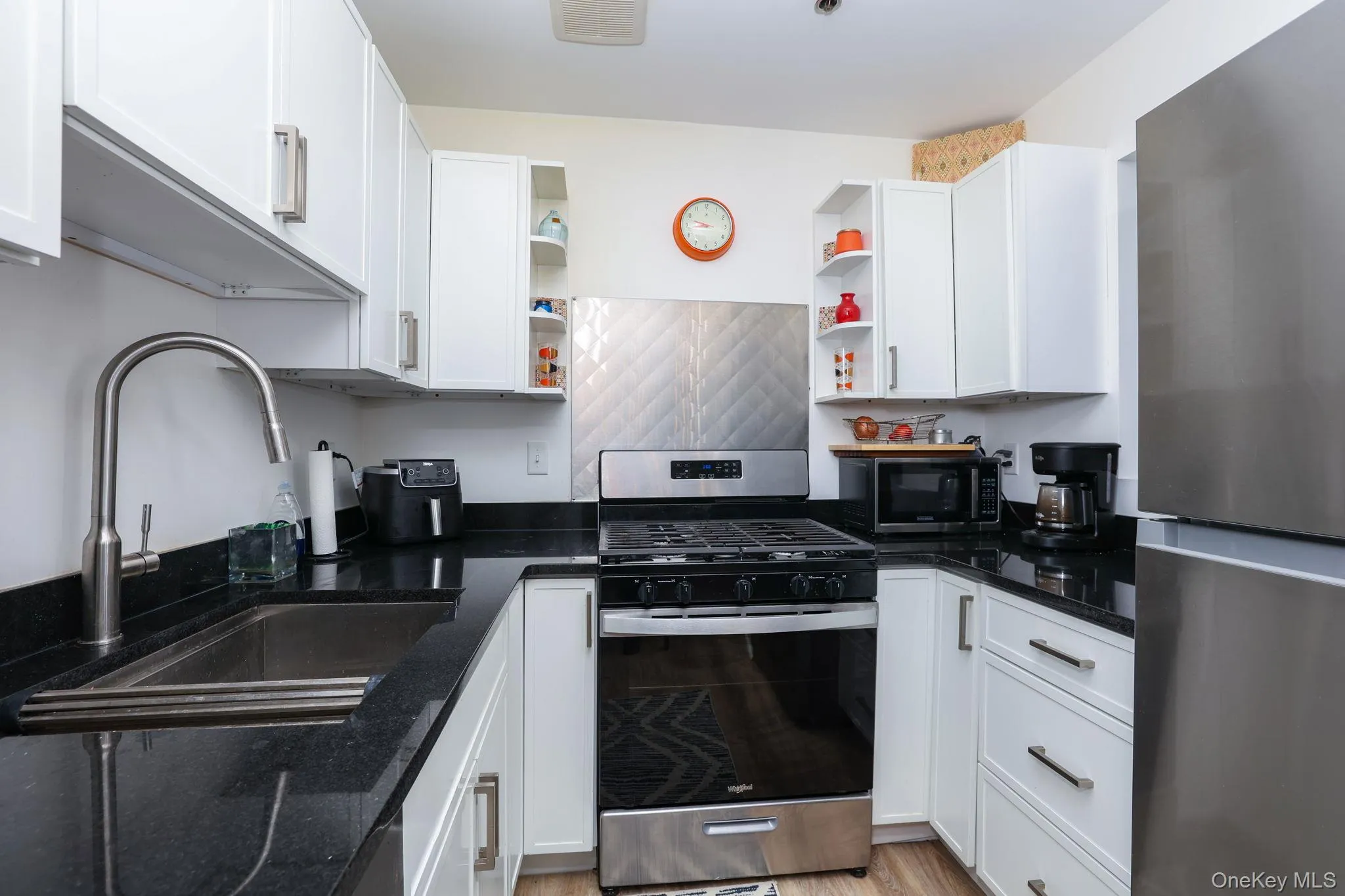 44 Johnes Street, Newburgh (city), NY, 2 Bedrooms Bedrooms, 6 Rooms Rooms,2 BathroomsBathrooms,Residential,For Rent,Johnes,0,1027750 44 Johnes Street, Newburgh (city), NY, 2 Bedrooms Bedrooms, 6 Rooms Rooms,2 BathroomsBathrooms,Residential,For Rent,Johnes,0,1027750
