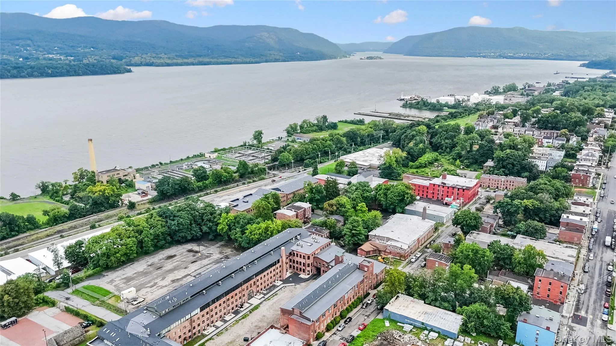 44 Johnes Street, Newburgh (city), NY, 2 Bedrooms Bedrooms, 6 Rooms Rooms,2 BathroomsBathrooms,Residential,For Rent,Johnes,0,1027750 44 Johnes Street, Newburgh (city), NY, 2 Bedrooms Bedrooms, 6 Rooms Rooms,2 BathroomsBathrooms,Residential,For Rent,Johnes,0,1027750