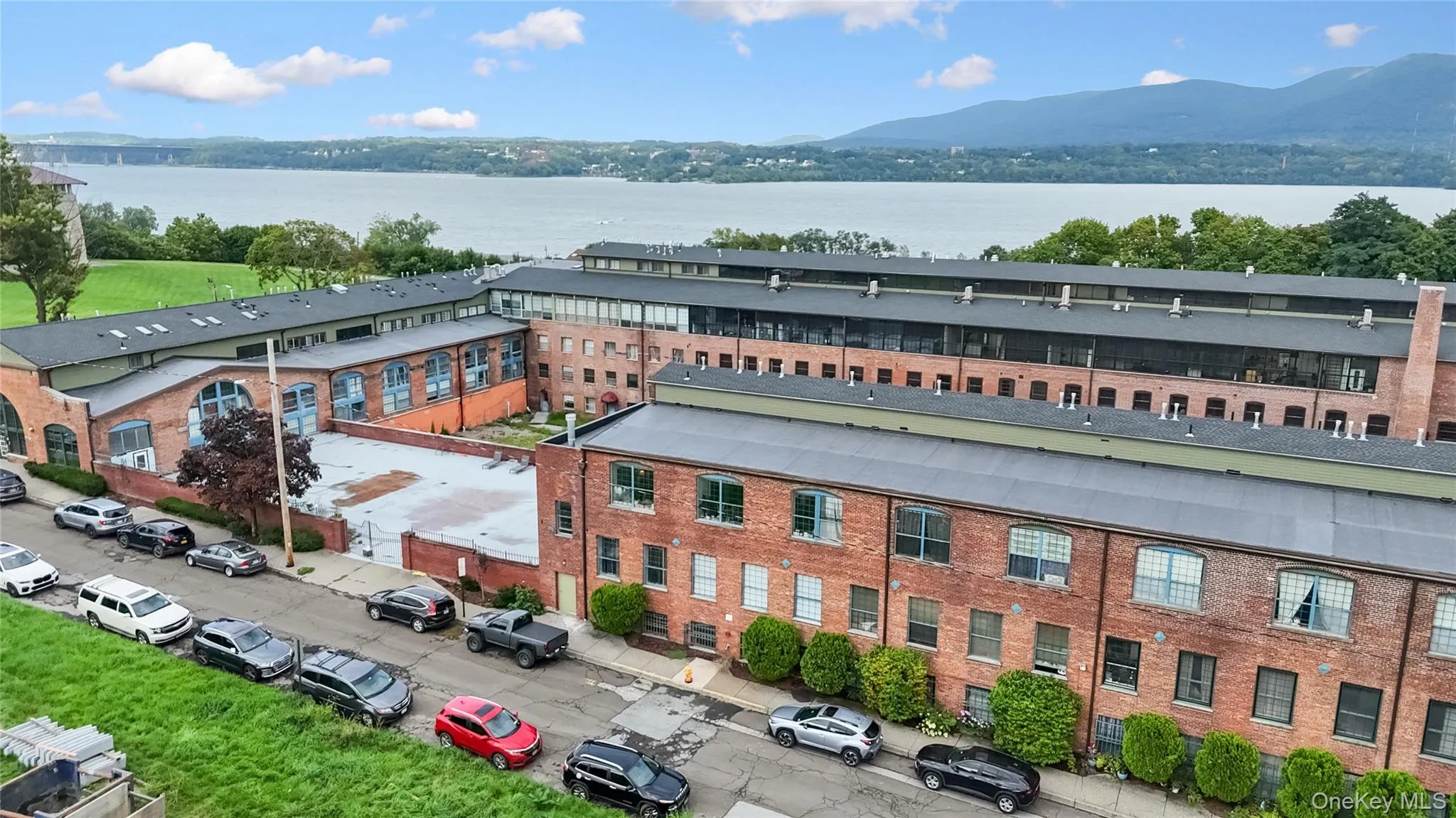 44 Johnes Street, Newburgh (city), NY, 2 Bedrooms Bedrooms, 6 Rooms Rooms,2 BathroomsBathrooms,Residential,For Rent,Johnes,0,1027750 44 Johnes Street, Newburgh (city), NY, 2 Bedrooms Bedrooms, 6 Rooms Rooms,2 BathroomsBathrooms,Residential,For Rent,Johnes,0,1027750