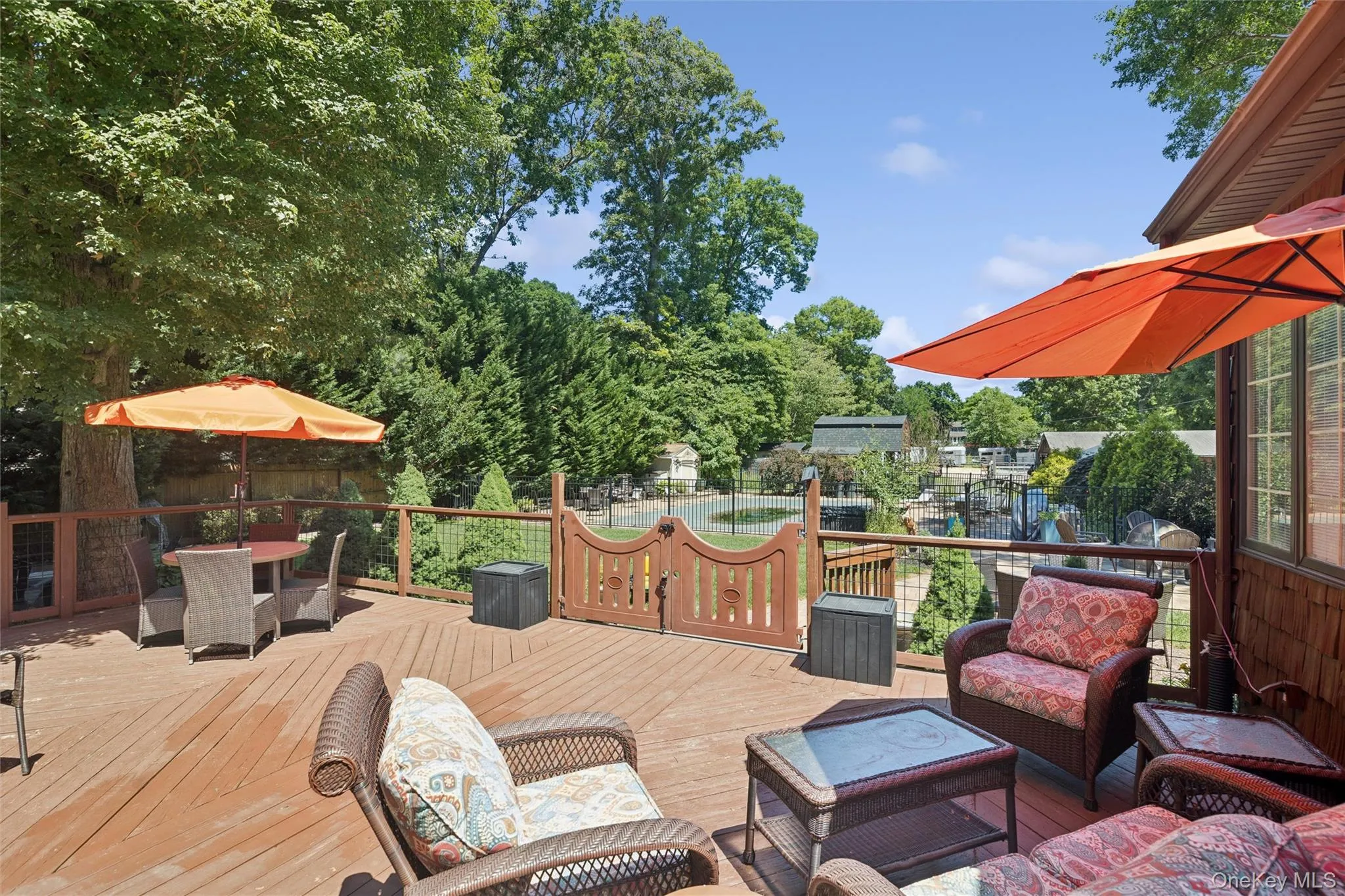 14 Loft Road, Smithtown, NY, 5 Bedrooms Bedrooms, 16 Rooms Rooms,5 BathroomsBathrooms,Residential,For Rent,Loft,0,1027754 14 Loft Road, Smithtown, NY, 5 Bedrooms Bedrooms, 16 Rooms Rooms,5 BathroomsBathrooms,Residential,For Rent,Loft,0,1027754
