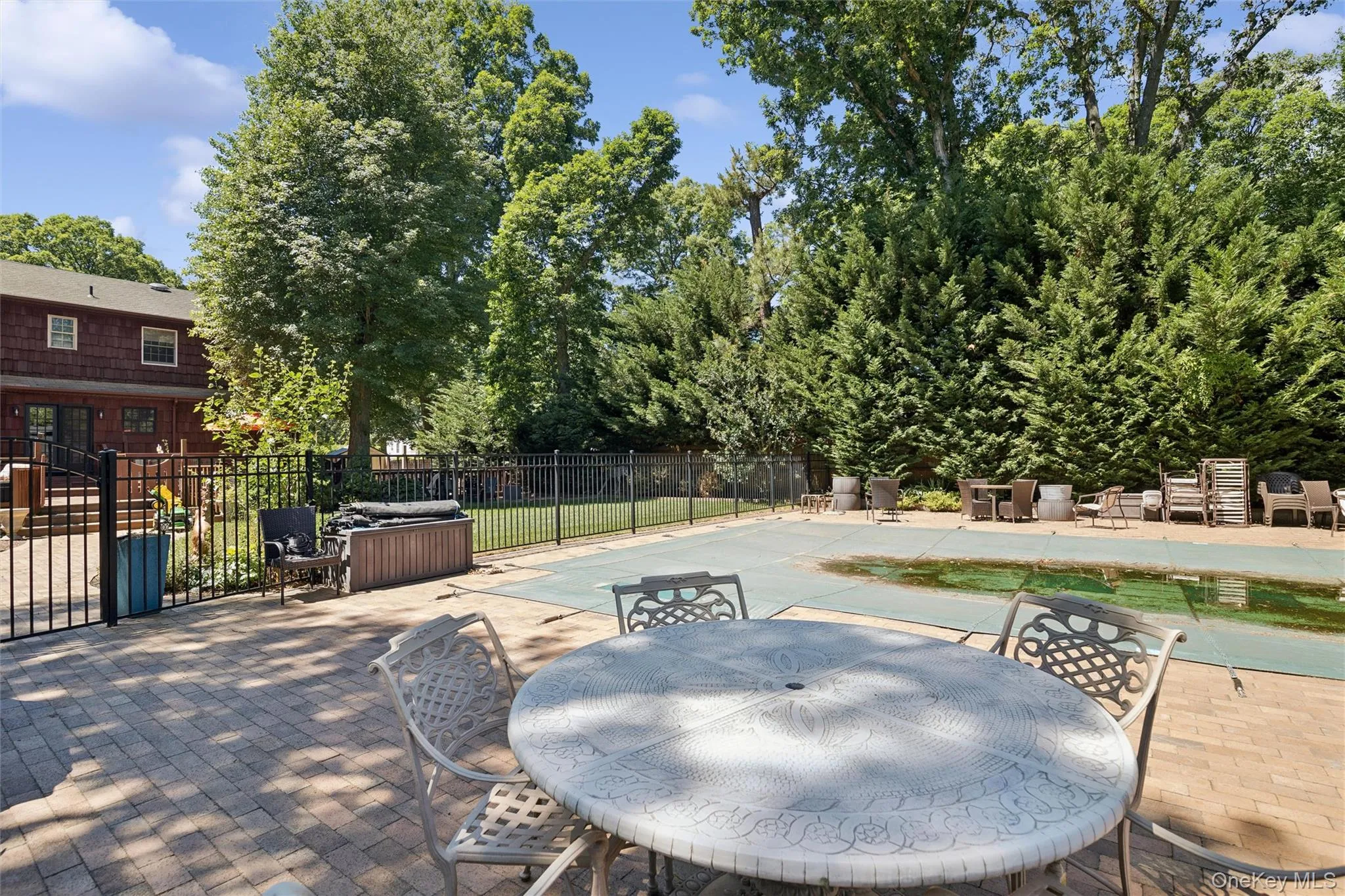 14 Loft Road, Smithtown, NY, 5 Bedrooms Bedrooms, 16 Rooms Rooms,5 BathroomsBathrooms,Residential,For Rent,Loft,0,1027754 14 Loft Road, Smithtown, NY, 5 Bedrooms Bedrooms, 16 Rooms Rooms,5 BathroomsBathrooms,Residential,For Rent,Loft,0,1027754