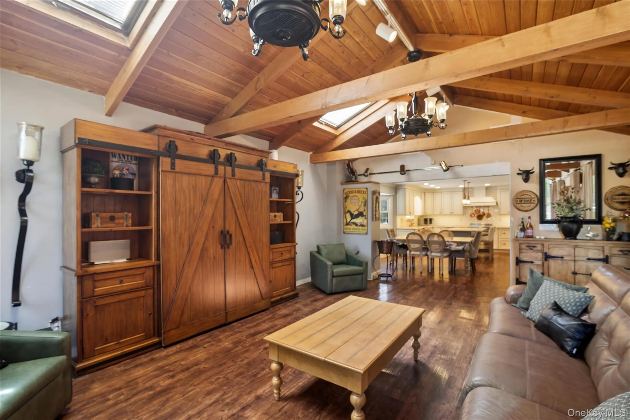14 Loft Road, Smithtown, NY, 5 Bedrooms Bedrooms, 16 Rooms Rooms,5 BathroomsBathrooms,Residential,For Rent,Loft,0,1027754 14 Loft Road, Smithtown, NY, 5 Bedrooms Bedrooms, 16 Rooms Rooms,5 BathroomsBathrooms,Residential,For Rent,Loft,0,1027754