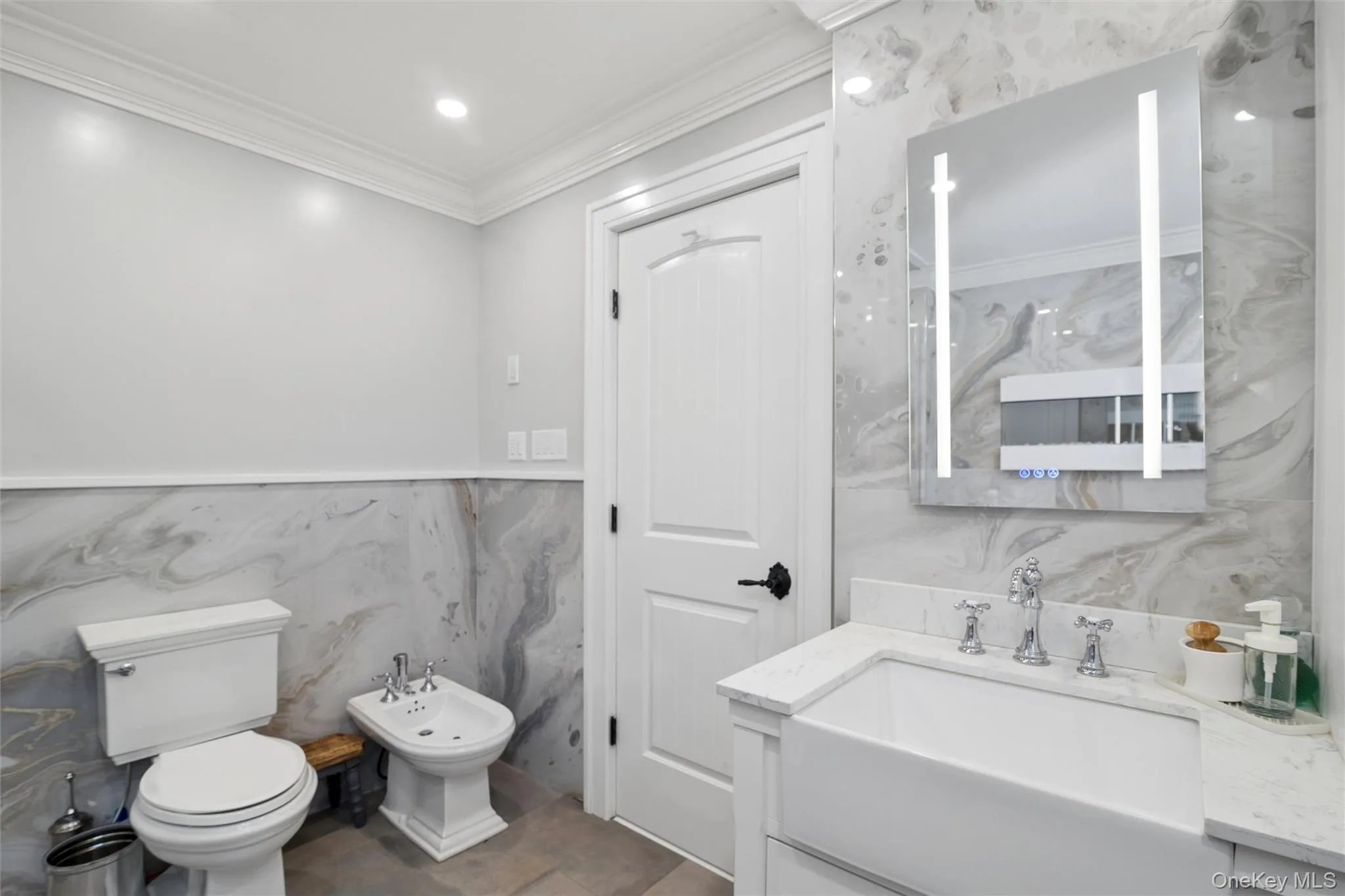 14 Loft Road, Smithtown, NY, 5 Bedrooms Bedrooms, 16 Rooms Rooms,5 BathroomsBathrooms,Residential,For Rent,Loft,0,1027754 14 Loft Road, Smithtown, NY, 5 Bedrooms Bedrooms, 16 Rooms Rooms,5 BathroomsBathrooms,Residential,For Rent,Loft,0,1027754