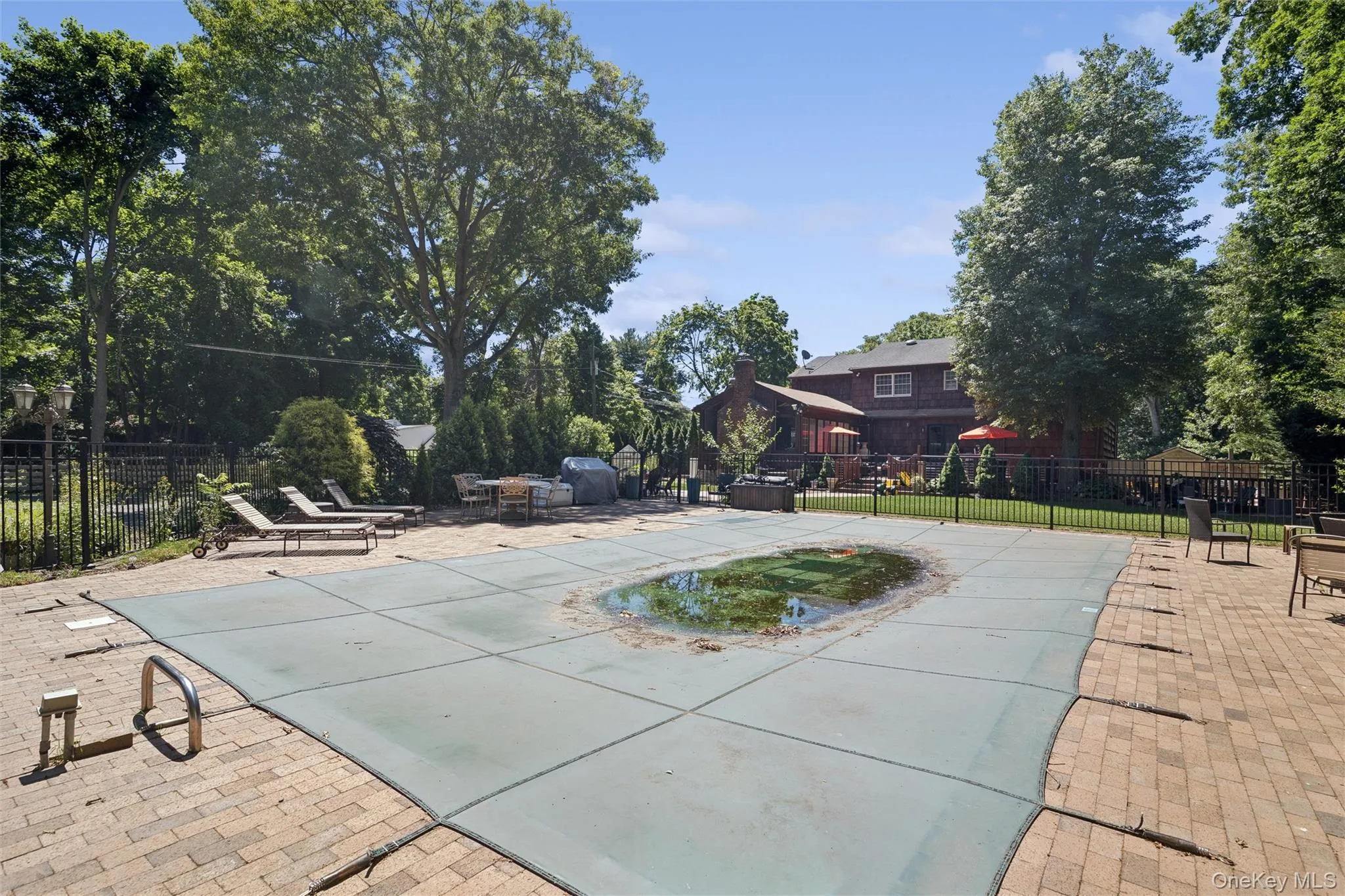 14 Loft Road, Smithtown, NY, 5 Bedrooms Bedrooms, 16 Rooms Rooms,5 BathroomsBathrooms,Residential,For Rent,Loft,0,1027754 14 Loft Road, Smithtown, NY, 5 Bedrooms Bedrooms, 16 Rooms Rooms,5 BathroomsBathrooms,Residential,For Rent,Loft,0,1027754