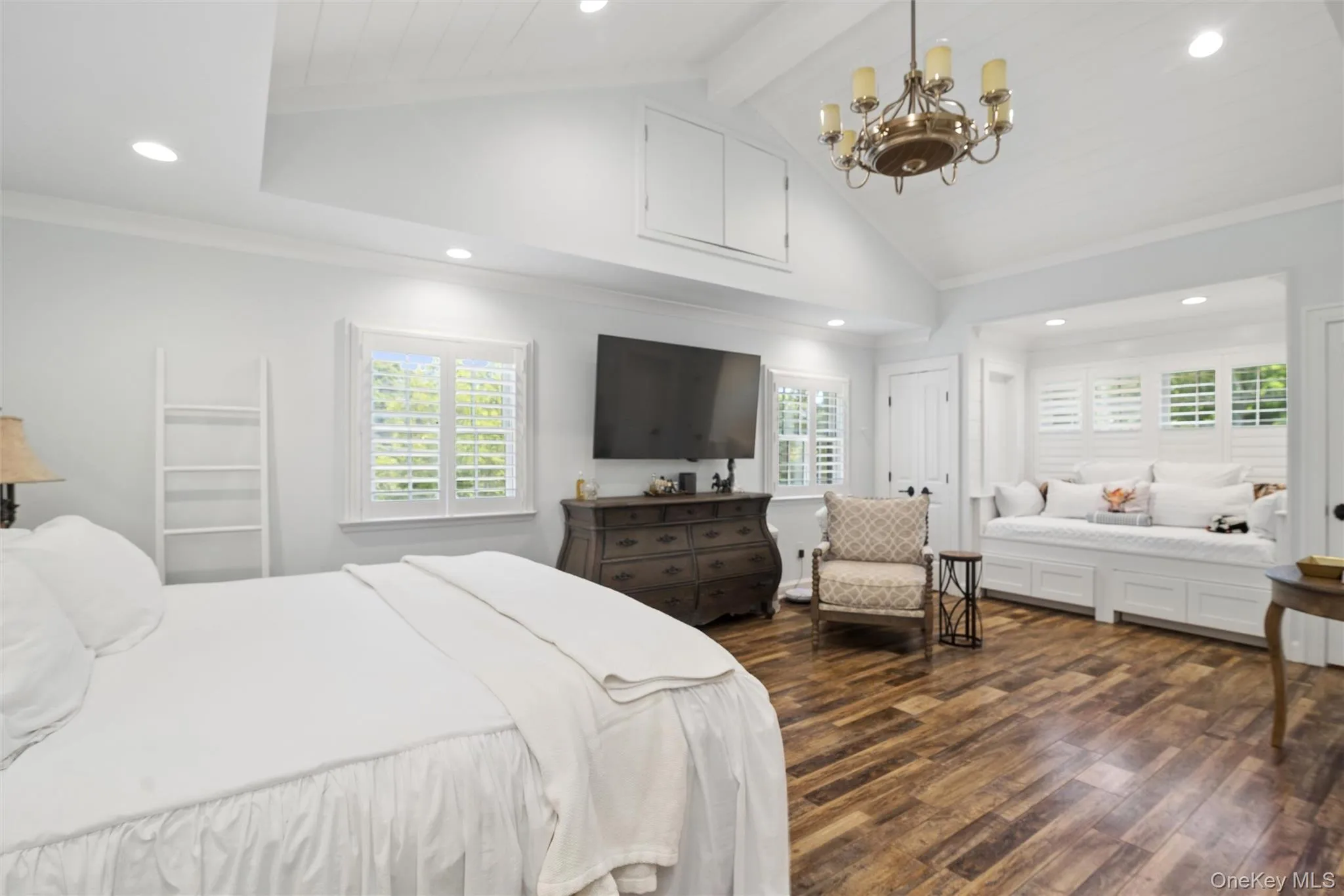 14 Loft Road, Smithtown, NY, 5 Bedrooms Bedrooms, 16 Rooms Rooms,5 BathroomsBathrooms,Residential,For Rent,Loft,0,1027754 14 Loft Road, Smithtown, NY, 5 Bedrooms Bedrooms, 16 Rooms Rooms,5 BathroomsBathrooms,Residential,For Rent,Loft,0,1027754