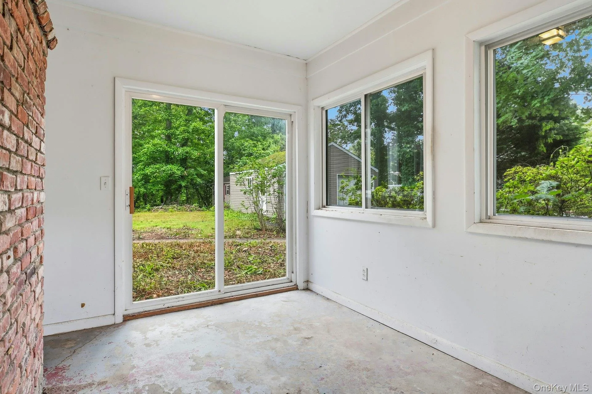 62 Woodhull Place, Huntington, NY, 4 Bedrooms Bedrooms, 8 Rooms Rooms,2 BathroomsBathrooms,Residential,For Rent,Woodhull,0,1027755 62 Woodhull Place, Huntington, NY, 4 Bedrooms Bedrooms, 8 Rooms Rooms,2 BathroomsBathrooms,Residential,For Rent,Woodhull,0,1027755
