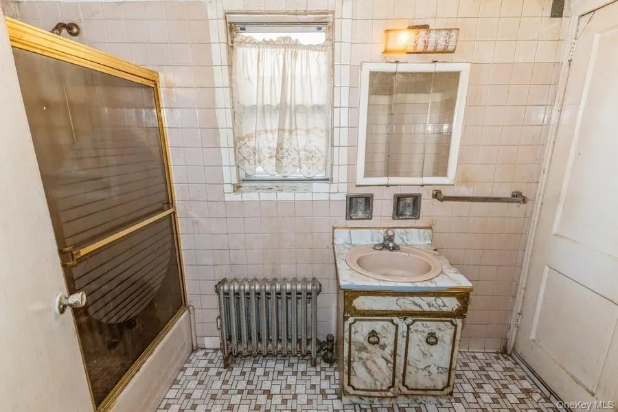 51-30 47th Street, New York, NY, 3 Bedrooms Bedrooms, 10 Rooms Rooms,2 BathroomsBathrooms,Residential,For Rent,47th,0,1027759 51-30 47th Street, New York, NY, 3 Bedrooms Bedrooms, 10 Rooms Rooms,2 BathroomsBathrooms,Residential,For Rent,47th,0,1027759