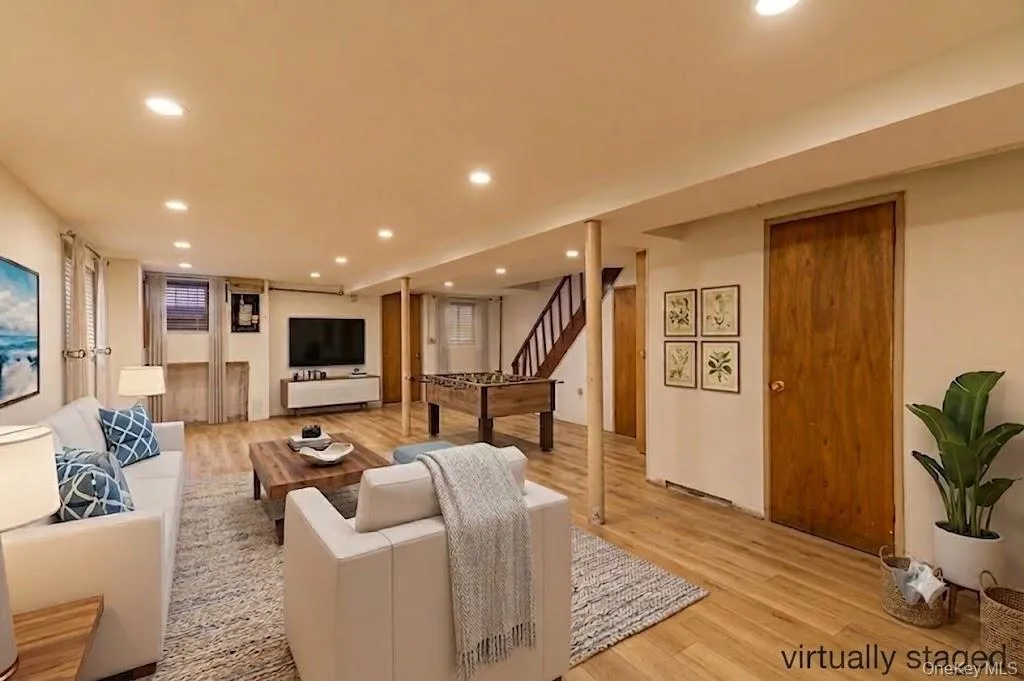 51-30 47th Street, New York, NY, 3 Bedrooms Bedrooms, 10 Rooms Rooms,2 BathroomsBathrooms,Residential,For Rent,47th,0,1027759 51-30 47th Street, New York, NY, 3 Bedrooms Bedrooms, 10 Rooms Rooms,2 BathroomsBathrooms,Residential,For Rent,47th,0,1027759