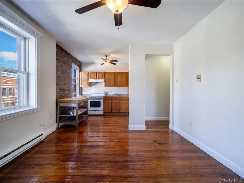 173 main, Beacon, NY, 1 Bedroom Bedrooms, 5 Rooms Rooms,1 BathroomBathrooms,Residential Lease,For Rent,main,0,1027760 173 main, Beacon, NY, 1 Bedroom Bedrooms, 5 Rooms Rooms,1 BathroomBathrooms,Residential Lease,For Rent,main,0,1027760