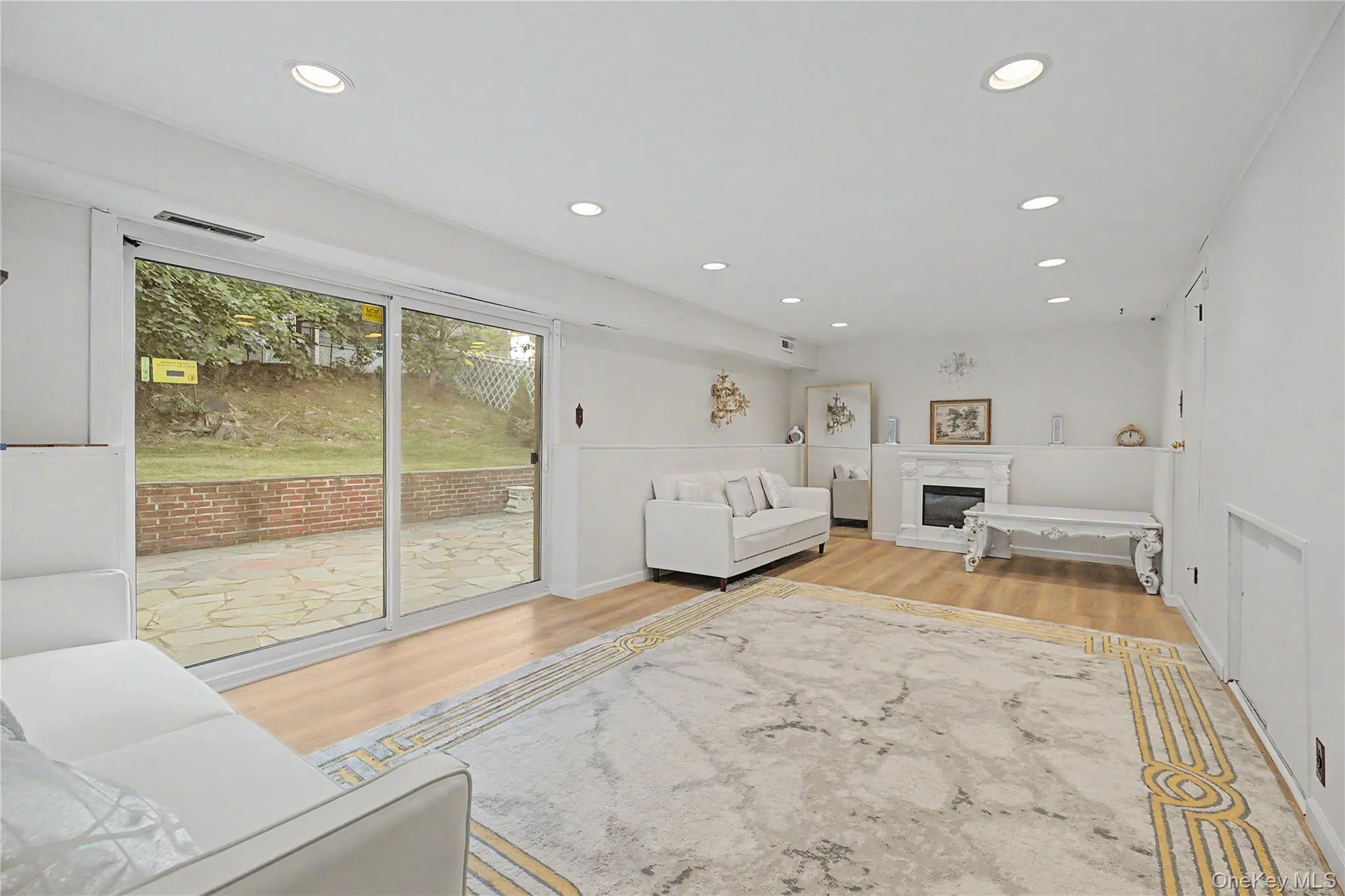 6 Westwind Road, Yonkers, NY, 3 Bedrooms Bedrooms, 7 Rooms Rooms,1 BathroomBathrooms,Residential Lease,For Rent,Westwind,0,1027764 6 Westwind Road, Yonkers, NY, 3 Bedrooms Bedrooms, 7 Rooms Rooms,1 BathroomBathrooms,Residential Lease,For Rent,Westwind,0,1027764