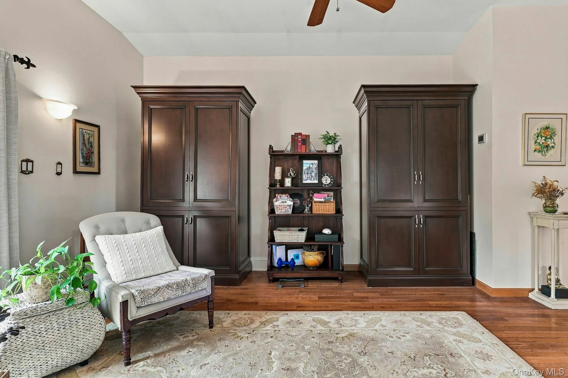 On second floor, with balcony. Can be another bedroom, media room or upstairs den. On second floor, with balcony. Can be another bedroom, media room or upstairs den.
