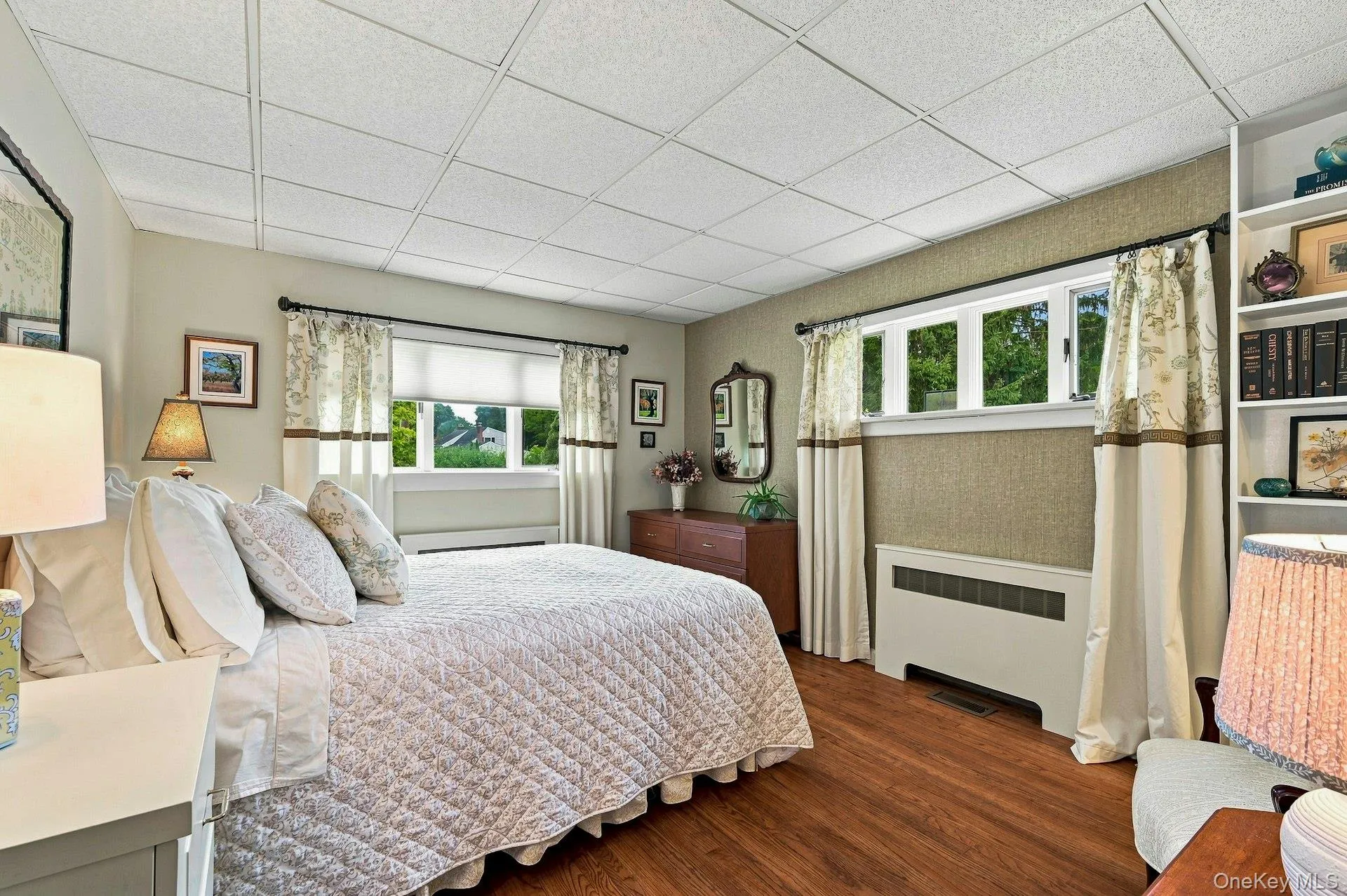 Hardwood flooring Hardwood flooring