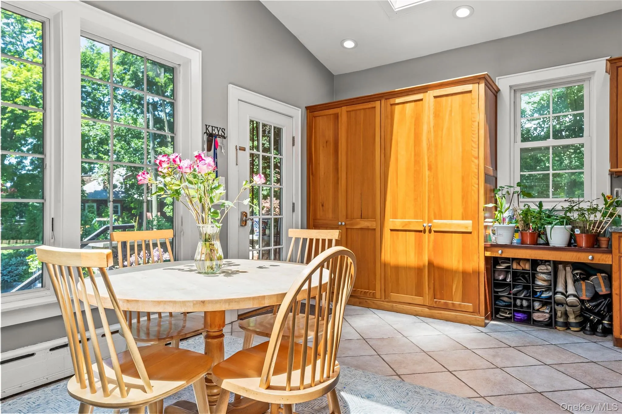 14 Crescent Drive, Greenburgh, NY, 5 Bedrooms Bedrooms, 11 Rooms Rooms,5 BathroomsBathrooms,Residential,For Rent,Crescent,0,1027766 14 Crescent Drive, Greenburgh, NY, 5 Bedrooms Bedrooms, 11 Rooms Rooms,5 BathroomsBathrooms,Residential,For Rent,Crescent,0,1027766