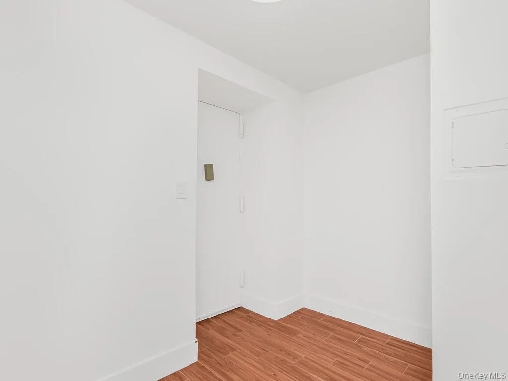 581 Academy Street, New York, NY, 1 Bedroom Bedrooms, 4 Rooms Rooms,1 BathroomBathrooms,Residential,For Rent,Academy,0,1027768 581 Academy Street, New York, NY, 1 Bedroom Bedrooms, 4 Rooms Rooms,1 BathroomBathrooms,Residential,For Rent,Academy,0,1027768
