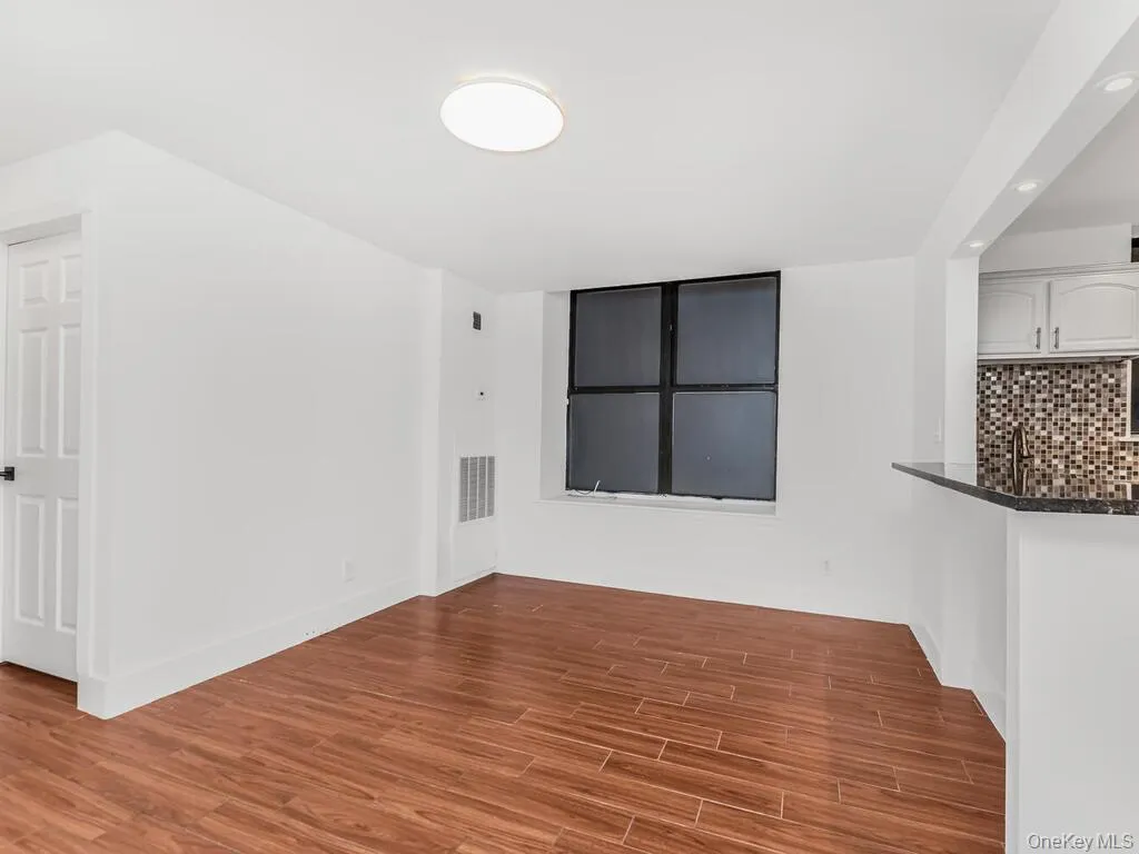 581 Academy Street, New York, NY, 1 Bedroom Bedrooms, 4 Rooms Rooms,1 BathroomBathrooms,Residential,For Rent,Academy,0,1027768 581 Academy Street, New York, NY, 1 Bedroom Bedrooms, 4 Rooms Rooms,1 BathroomBathrooms,Residential,For Rent,Academy,0,1027768