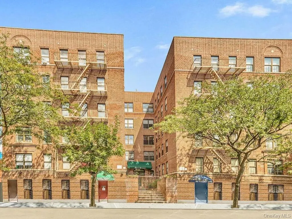581 Academy Street, New York, NY, 1 Bedroom Bedrooms, 4 Rooms Rooms,1 BathroomBathrooms,Residential,For Rent,Academy,0,1027768 581 Academy Street, New York, NY, 1 Bedroom Bedrooms, 4 Rooms Rooms,1 BathroomBathrooms,Residential,For Rent,Academy,0,1027768