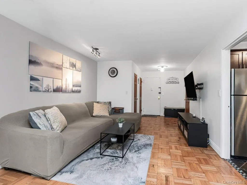 Hardwood floors Hardwood floors