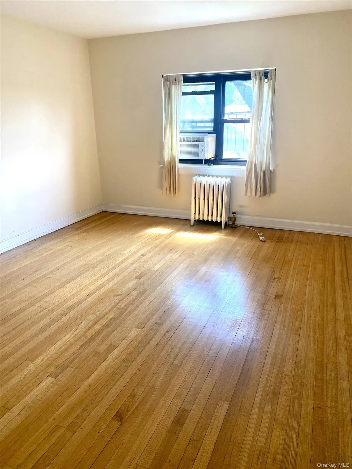 111 Sagamore Road, Eastchester, NY, 1 Bedroom Bedrooms, 3 Rooms Rooms,1 BathroomBathrooms,Residential Lease,For Rent,Sagamore,0,1027773 111 Sagamore Road, Eastchester, NY, 1 Bedroom Bedrooms, 3 Rooms Rooms,1 BathroomBathrooms,Residential Lease,For Rent,Sagamore,0,1027773