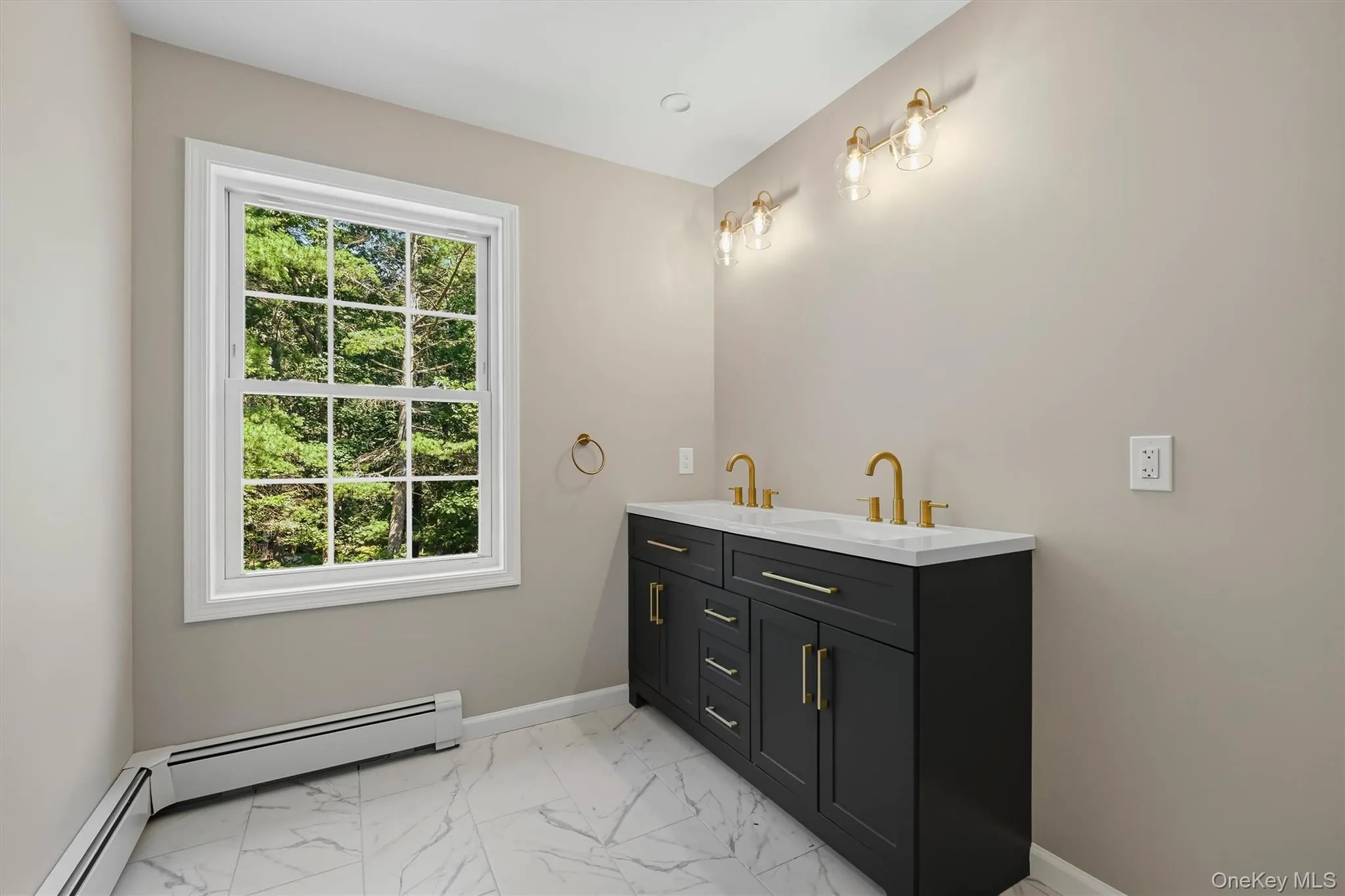135 Old Forestburg Road, Deerpark, NY, 3 Bedrooms Bedrooms, 10 Rooms Rooms,3 BathroomsBathrooms,Residential,For Rent,Old Forestburg,0,1027774 135 Old Forestburg Road, Deerpark, NY, 3 Bedrooms Bedrooms, 10 Rooms Rooms,3 BathroomsBathrooms,Residential,For Rent,Old Forestburg,0,1027774