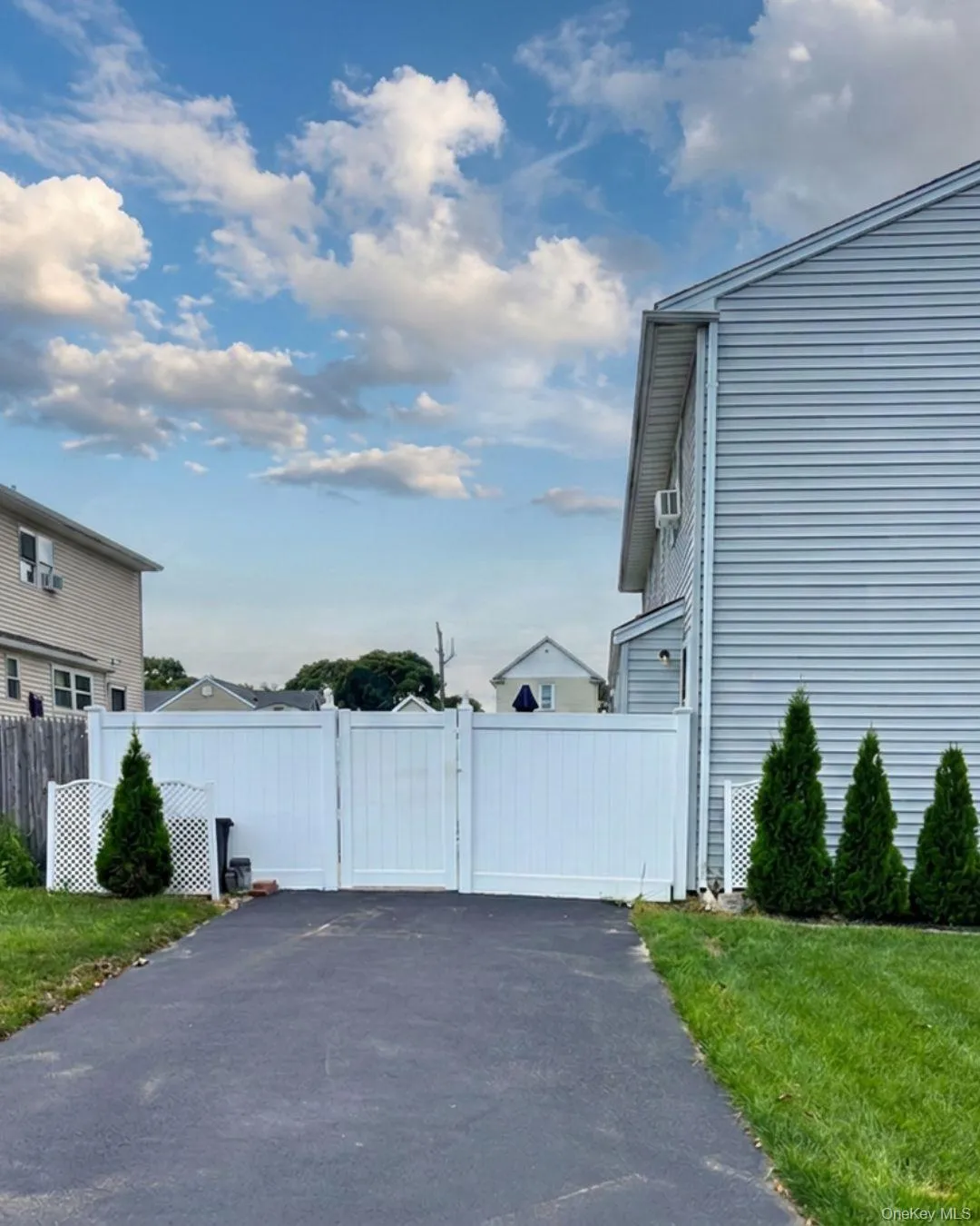 99 Washington Street, Islip, NY, 2 Bedrooms Bedrooms, 4 Rooms Rooms,1 BathroomBathrooms,Residential Lease,For Rent,Washington,0,1027776 99 Washington Street, Islip, NY, 2 Bedrooms Bedrooms, 4 Rooms Rooms,1 BathroomBathrooms,Residential Lease,For Rent,Washington,0,1027776