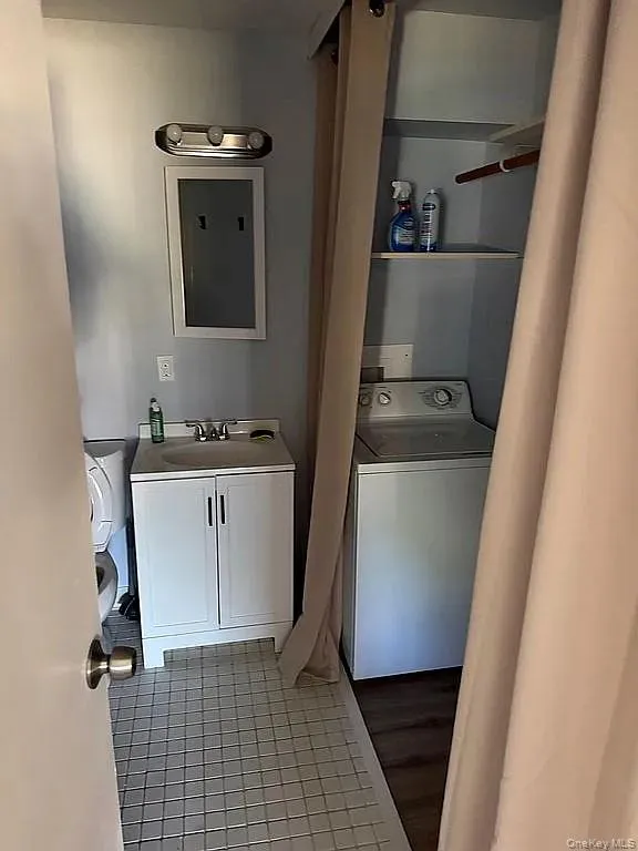 159 Fairview Circle, Brookhaven, NY, 2 Bedrooms Bedrooms, 5 Rooms Rooms,2 BathroomsBathrooms,Residential,For Rent,Fairview,0,1027778 159 Fairview Circle, Brookhaven, NY, 2 Bedrooms Bedrooms, 5 Rooms Rooms,2 BathroomsBathrooms,Residential,For Rent,Fairview,0,1027778