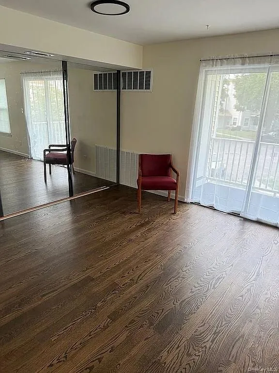 159 Fairview Circle, Brookhaven, NY, 2 Bedrooms Bedrooms, 5 Rooms Rooms,2 BathroomsBathrooms,Residential,For Rent,Fairview,0,1027778 159 Fairview Circle, Brookhaven, NY, 2 Bedrooms Bedrooms, 5 Rooms Rooms,2 BathroomsBathrooms,Residential,For Rent,Fairview,0,1027778