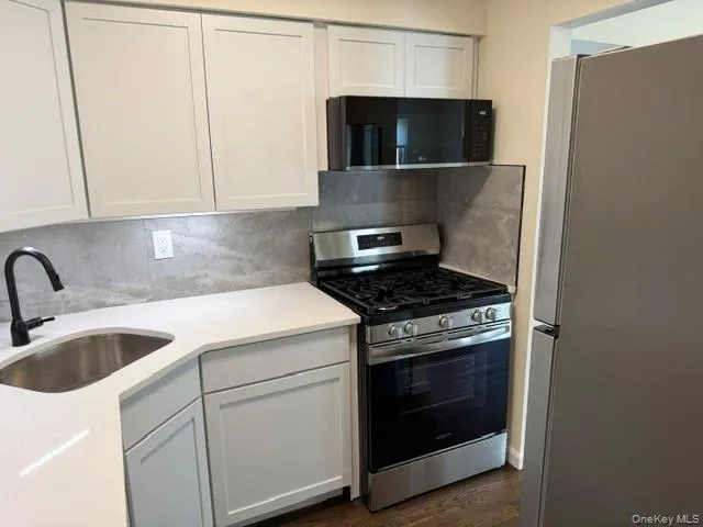 159 Fairview Circle, Brookhaven, NY, 2 Bedrooms Bedrooms, 5 Rooms Rooms,2 BathroomsBathrooms,Residential,For Rent,Fairview,0,1027778 159 Fairview Circle, Brookhaven, NY, 2 Bedrooms Bedrooms, 5 Rooms Rooms,2 BathroomsBathrooms,Residential,For Rent,Fairview,0,1027778