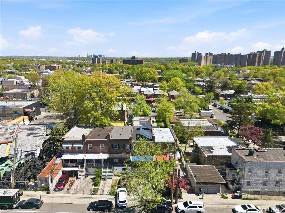 3410 Kingsland Avenue, New York, NY, 4 Bedrooms Bedrooms, 8 Rooms Rooms,2 BathroomsBathrooms,Residential,For Rent,Kingsland,0,1027784 3410 Kingsland Avenue, New York, NY, 4 Bedrooms Bedrooms, 8 Rooms Rooms,2 BathroomsBathrooms,Residential,For Rent,Kingsland,0,1027784