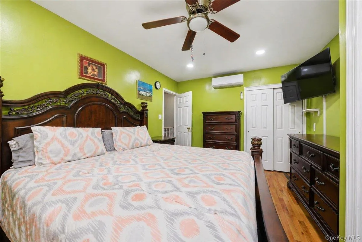 3410 Kingsland Avenue, New York, NY, 4 Bedrooms Bedrooms, 8 Rooms Rooms,2 BathroomsBathrooms,Residential,For Rent,Kingsland,0,1027784 3410 Kingsland Avenue, New York, NY, 4 Bedrooms Bedrooms, 8 Rooms Rooms,2 BathroomsBathrooms,Residential,For Rent,Kingsland,0,1027784