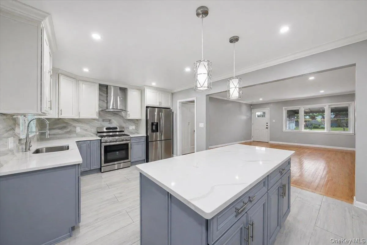 3410 Kingsland Avenue, New York, NY, 4 Bedrooms Bedrooms, 8 Rooms Rooms,2 BathroomsBathrooms,Residential,For Rent,Kingsland,0,1027784 3410 Kingsland Avenue, New York, NY, 4 Bedrooms Bedrooms, 8 Rooms Rooms,2 BathroomsBathrooms,Residential,For Rent,Kingsland,0,1027784