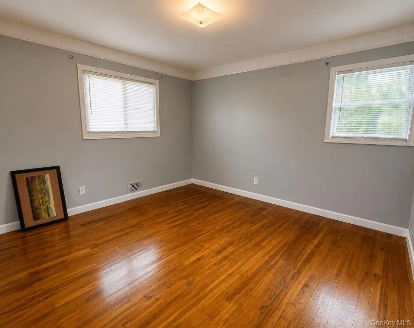 848 Udall Road, Islip, NY, 3 Bedrooms Bedrooms, 6 Rooms Rooms,1 BathroomBathrooms,Residential Lease,For Rent,Udall,0,1027785 848 Udall Road, Islip, NY, 3 Bedrooms Bedrooms, 6 Rooms Rooms,1 BathroomBathrooms,Residential Lease,For Rent,Udall,0,1027785