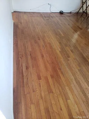 22724 Murdock Avenue, New York, NY, 6 Bedrooms Bedrooms, 9 Rooms Rooms,2 BathroomsBathrooms,Residential,For Rent,Murdock,0,1027786 22724 Murdock Avenue, New York, NY, 6 Bedrooms Bedrooms, 9 Rooms Rooms,2 BathroomsBathrooms,Residential,For Rent,Murdock,0,1027786