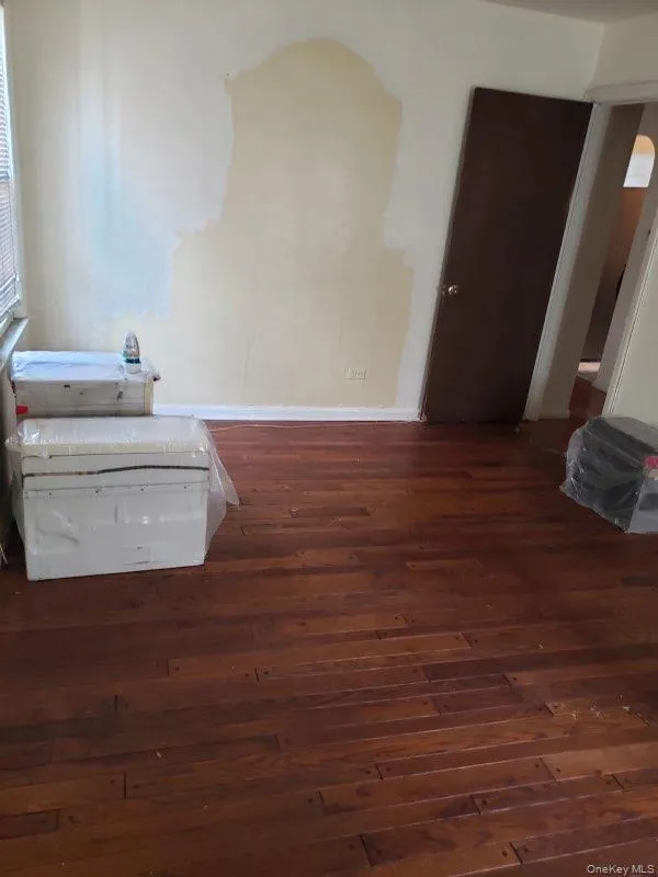 22724 Murdock Avenue, New York, NY, 6 Bedrooms Bedrooms, 9 Rooms Rooms,2 BathroomsBathrooms,Residential,For Rent,Murdock,0,1027786 22724 Murdock Avenue, New York, NY, 6 Bedrooms Bedrooms, 9 Rooms Rooms,2 BathroomsBathrooms,Residential,For Rent,Murdock,0,1027786