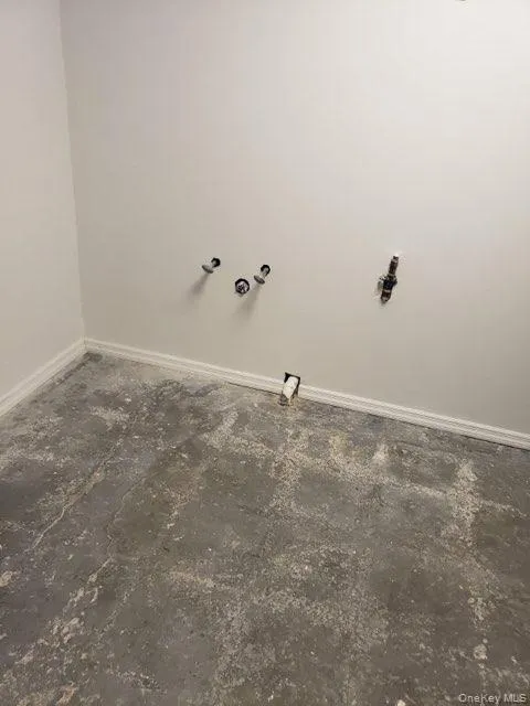 22724 Murdock Avenue, New York, NY, 6 Bedrooms Bedrooms, 9 Rooms Rooms,2 BathroomsBathrooms,Residential,For Rent,Murdock,0,1027786 22724 Murdock Avenue, New York, NY, 6 Bedrooms Bedrooms, 9 Rooms Rooms,2 BathroomsBathrooms,Residential,For Rent,Murdock,0,1027786