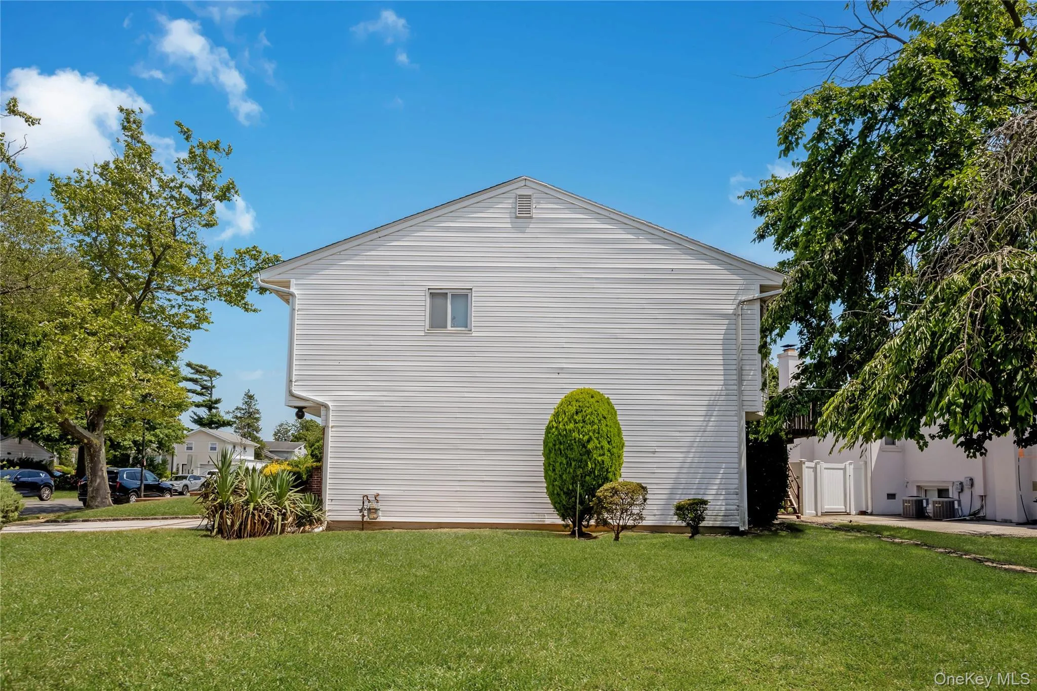 900 Flanders Drive, Hempstead, NY, 4 Bedrooms Bedrooms, 8 Rooms Rooms,2 BathroomsBathrooms,Residential,For Rent,Flanders,0,1027792 900 Flanders Drive, Hempstead, NY, 4 Bedrooms Bedrooms, 8 Rooms Rooms,2 BathroomsBathrooms,Residential,For Rent,Flanders,0,1027792