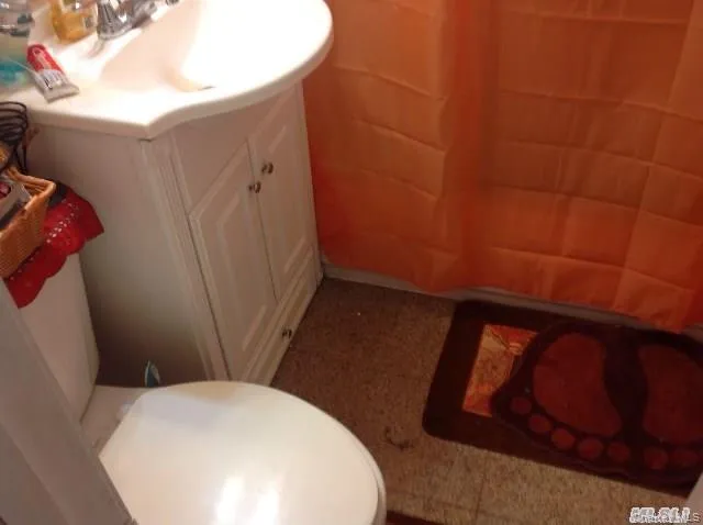 Bathroom Bathroom