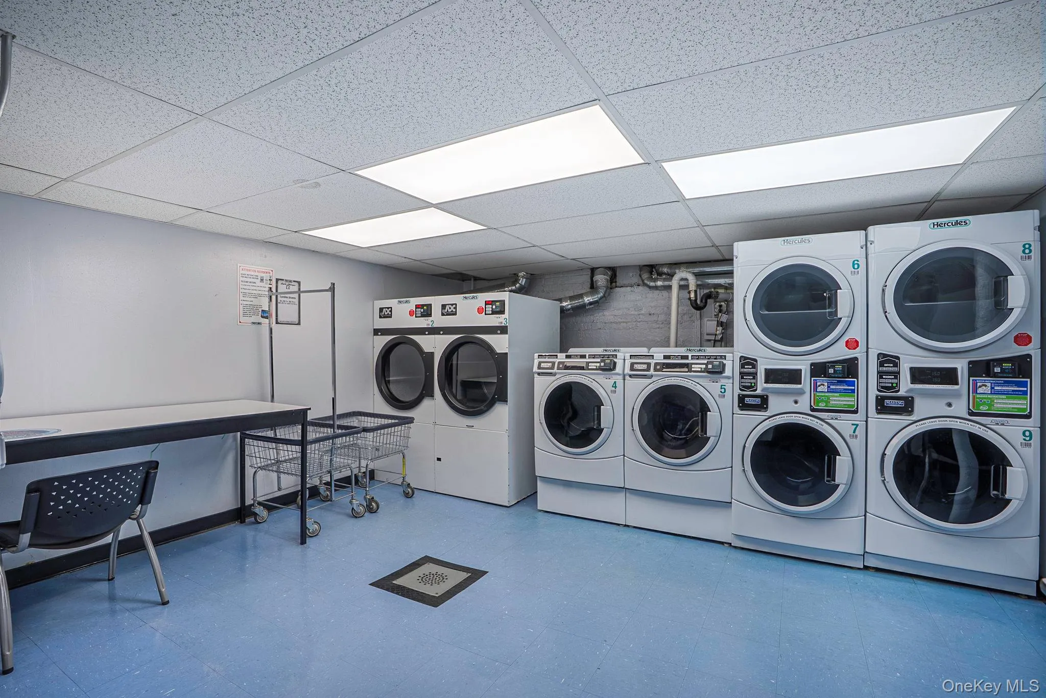 185 Atlantic Avenue, Hempstead, NY, 1 Bedroom Bedrooms, 4 Rooms Rooms,1 BathroomBathrooms,Residential,For Rent,Atlantic,0,1027798 185 Atlantic Avenue, Hempstead, NY, 1 Bedroom Bedrooms, 4 Rooms Rooms,1 BathroomBathrooms,Residential,For Rent,Atlantic,0,1027798