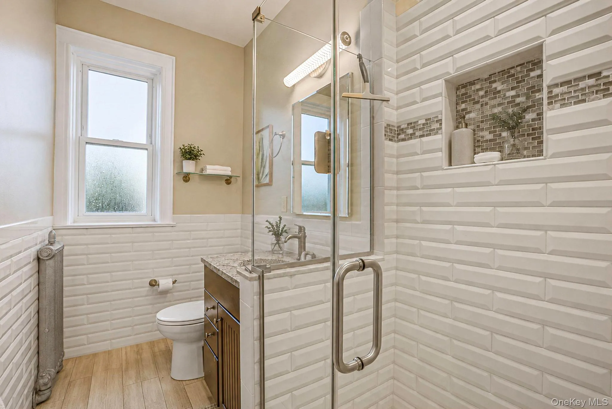 185 Atlantic Avenue, Hempstead, NY, 1 Bedroom Bedrooms, 4 Rooms Rooms,1 BathroomBathrooms,Residential,For Rent,Atlantic,0,1027798 185 Atlantic Avenue, Hempstead, NY, 1 Bedroom Bedrooms, 4 Rooms Rooms,1 BathroomBathrooms,Residential,For Rent,Atlantic,0,1027798