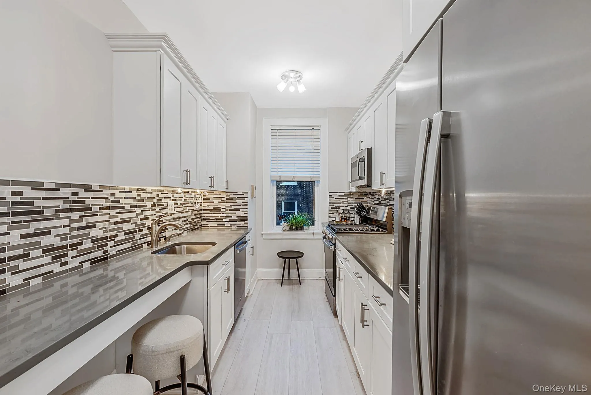 185 Atlantic Avenue, Hempstead, NY, 1 Bedroom Bedrooms, 4 Rooms Rooms,1 BathroomBathrooms,Residential,For Rent,Atlantic,0,1027798 185 Atlantic Avenue, Hempstead, NY, 1 Bedroom Bedrooms, 4 Rooms Rooms,1 BathroomBathrooms,Residential,For Rent,Atlantic,0,1027798