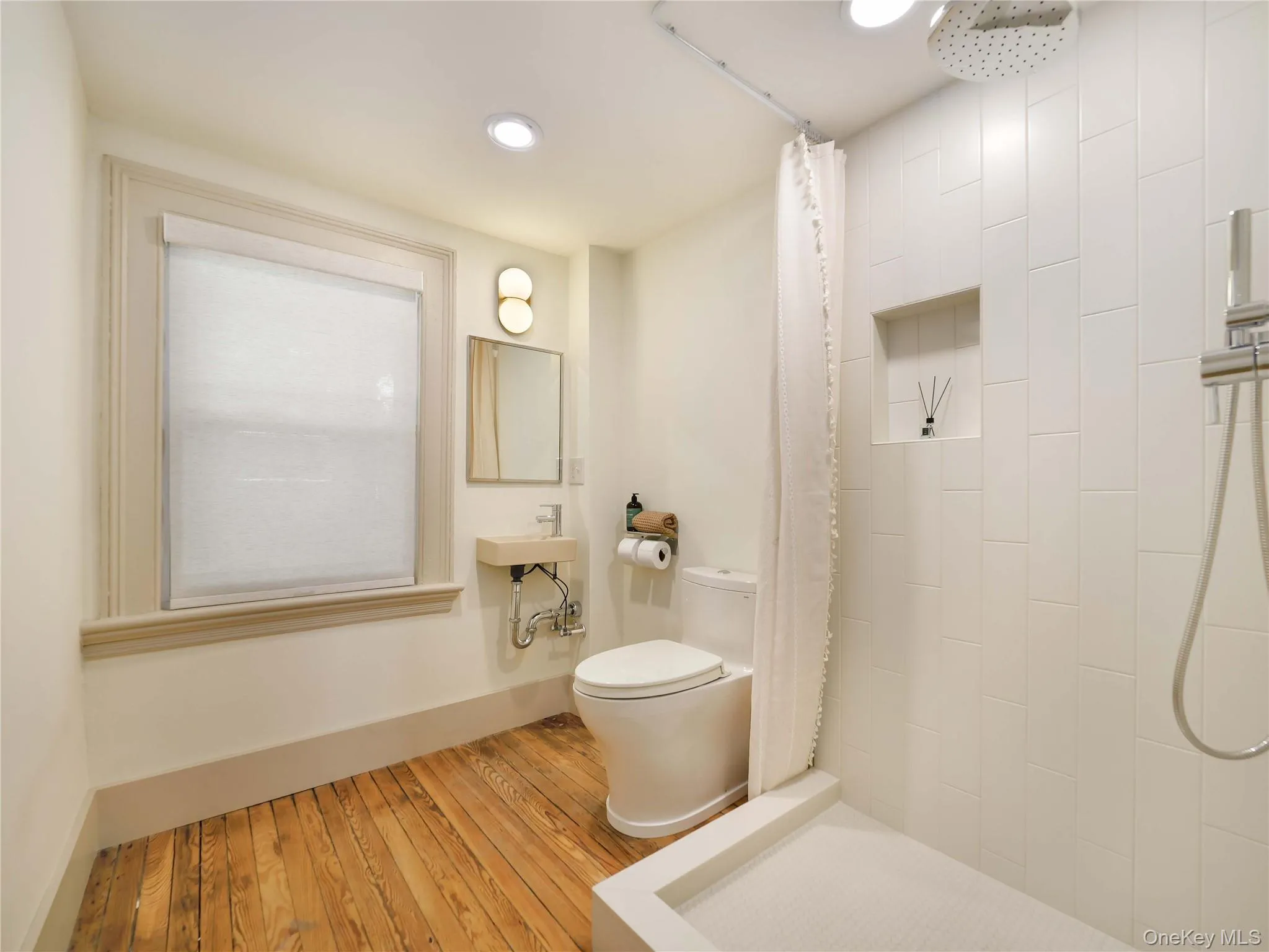 79 Ann Street, Newburgh (city), NY, 3 Bedrooms Bedrooms, 9 Rooms Rooms,2 BathroomsBathrooms,Residential,For Rent,Ann,0,1027802 79 Ann Street, Newburgh (city), NY, 3 Bedrooms Bedrooms, 9 Rooms Rooms,2 BathroomsBathrooms,Residential,For Rent,Ann,0,1027802