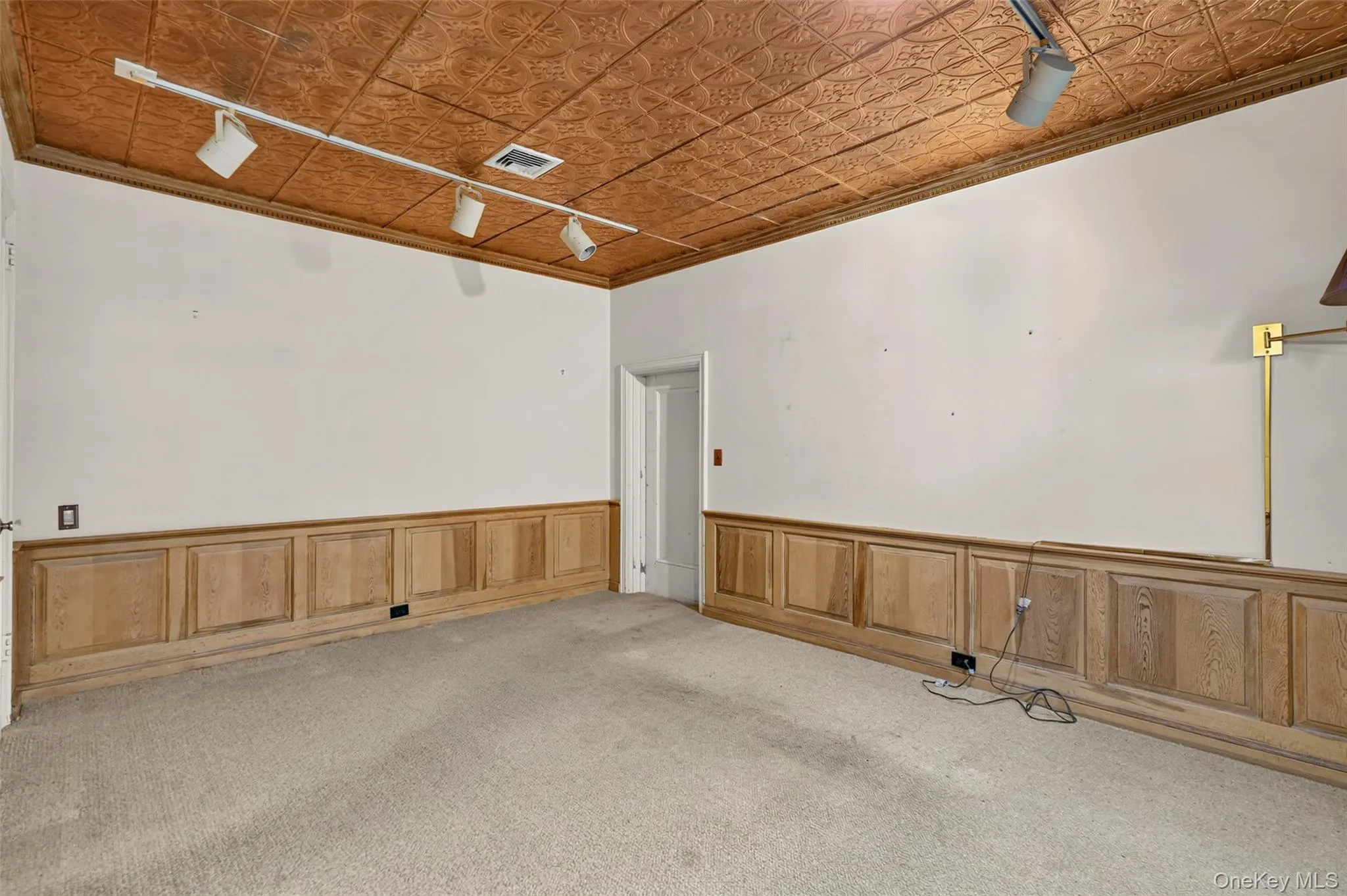 297 Devonia Avenue, Mount Vernon, NY, 5 Bedrooms Bedrooms, 9 Rooms Rooms,2 BathroomsBathrooms,Residential,For Rent,Devonia,0,1027807 297 Devonia Avenue, Mount Vernon, NY, 5 Bedrooms Bedrooms, 9 Rooms Rooms,2 BathroomsBathrooms,Residential,For Rent,Devonia,0,1027807