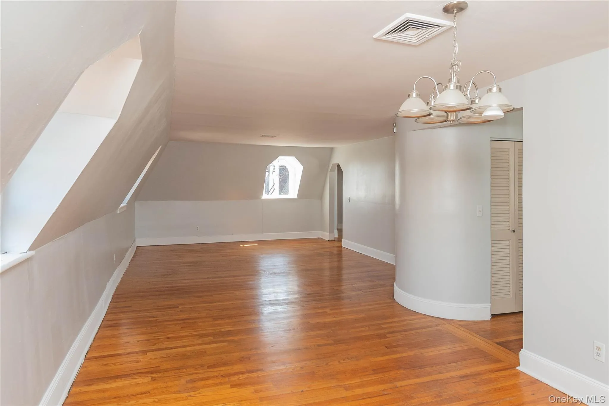 266 Grand Street, Newburgh (city), NY, 1 Bedroom Bedrooms, 3 Rooms Rooms,1 BathroomBathrooms,Residential Lease,For Rent,Grand,0,1027808 266 Grand Street, Newburgh (city), NY, 1 Bedroom Bedrooms, 3 Rooms Rooms,1 BathroomBathrooms,Residential Lease,For Rent,Grand,0,1027808
