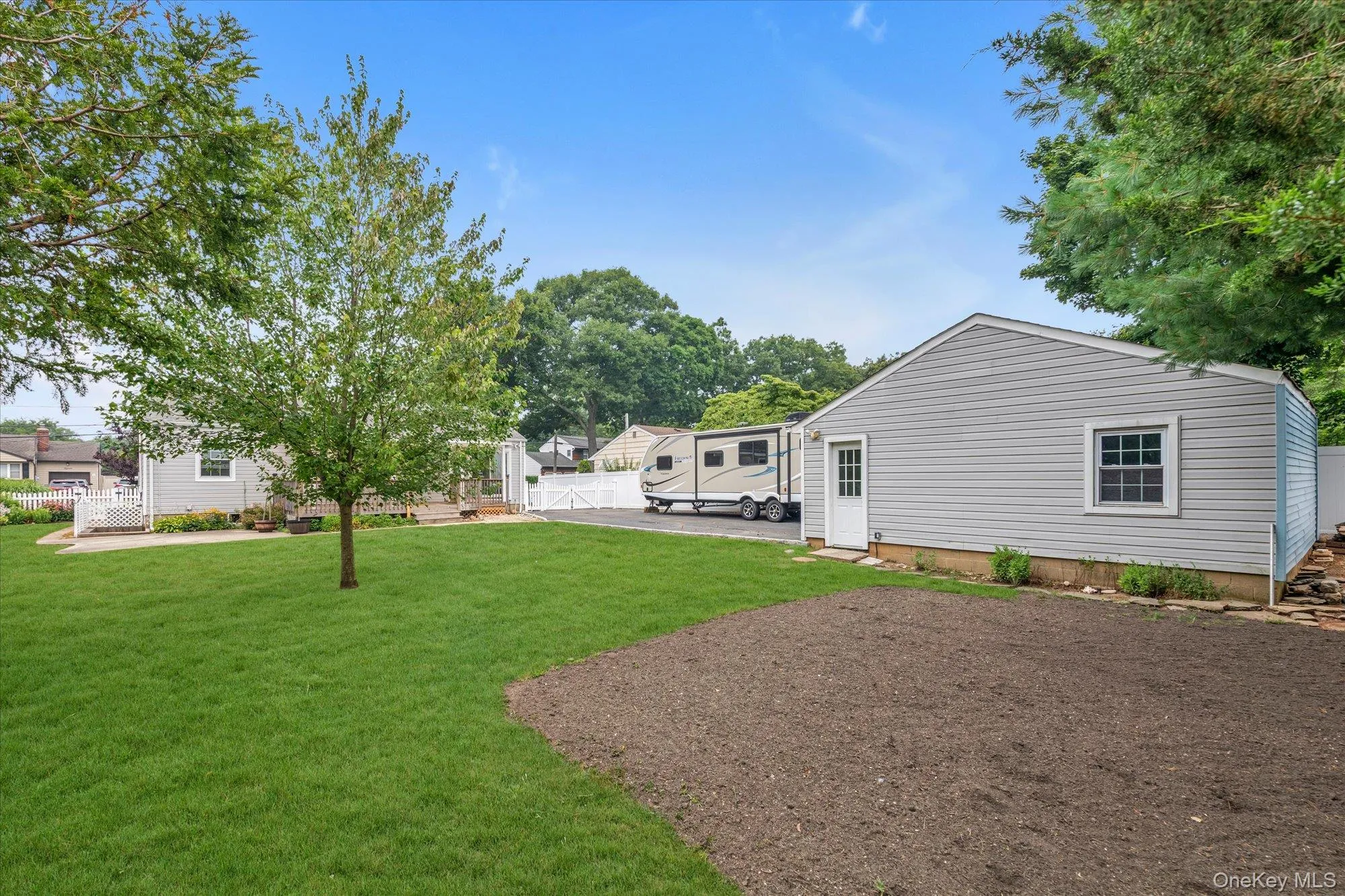16 Verleye Avenue, Huntington, NY, 3 Bedrooms Bedrooms, 7 Rooms Rooms,2 BathroomsBathrooms,Residential,For Rent,Verleye,0,1027809 16 Verleye Avenue, Huntington, NY, 3 Bedrooms Bedrooms, 7 Rooms Rooms,2 BathroomsBathrooms,Residential,For Rent,Verleye,0,1027809
