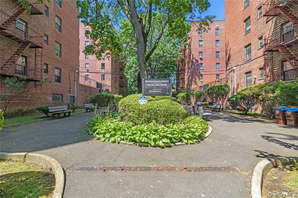 32-23 88 Street, New York, NY, 1 Bedroom Bedrooms, 3 Rooms Rooms,1 BathroomBathrooms,Residential,For Rent,88,0,1027812 32-23 88 Street, New York, NY, 1 Bedroom Bedrooms, 3 Rooms Rooms,1 BathroomBathrooms,Residential,For Rent,88,0,1027812