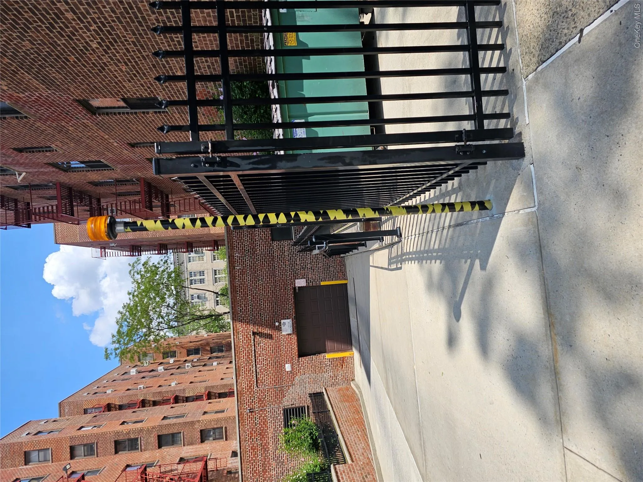 32-23 88 Street, New York, NY, 1 Bedroom Bedrooms, 3 Rooms Rooms,1 BathroomBathrooms,Residential,For Rent,88,0,1027812 32-23 88 Street, New York, NY, 1 Bedroom Bedrooms, 3 Rooms Rooms,1 BathroomBathrooms,Residential,For Rent,88,0,1027812